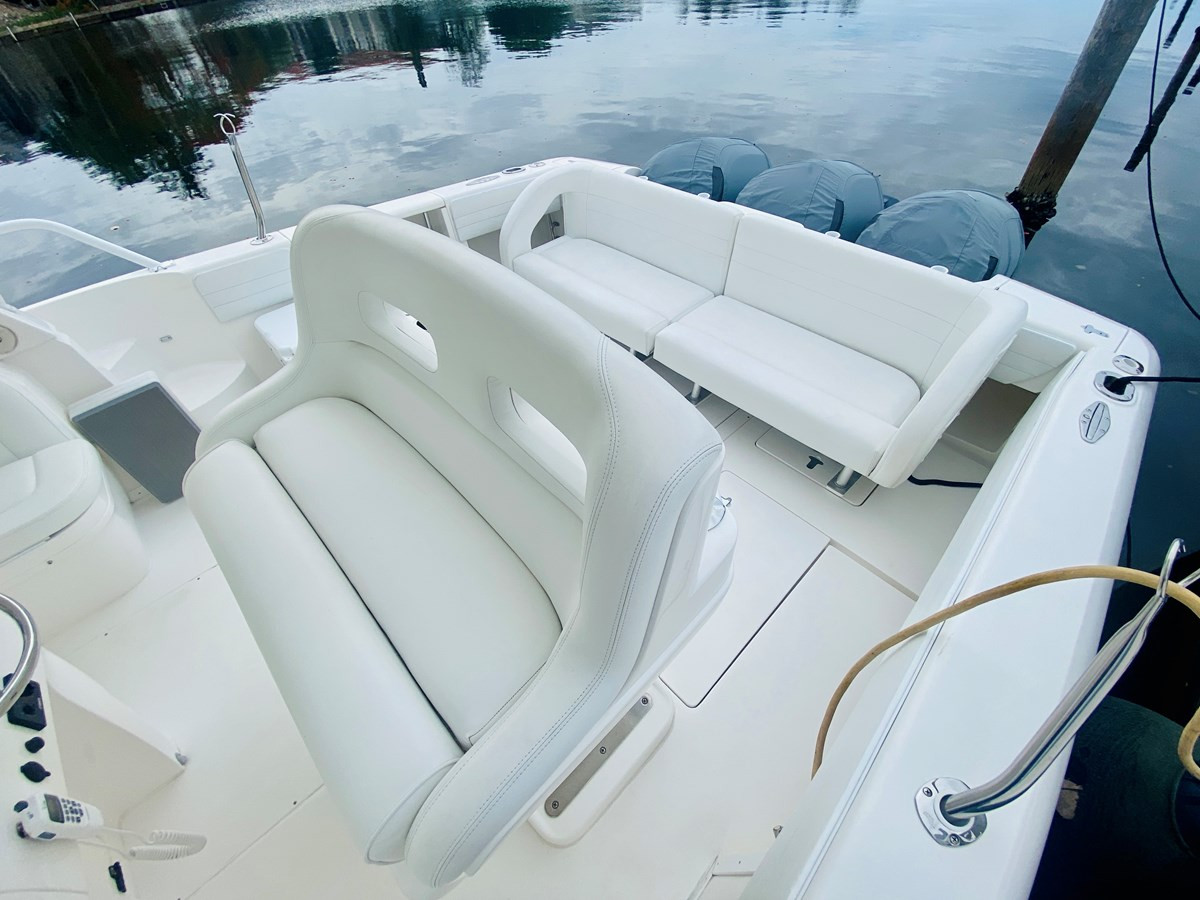 https://arconyachts.ams3.digitaloceanspaces.com/164155/conversions/large_3552976-optimize.jpg