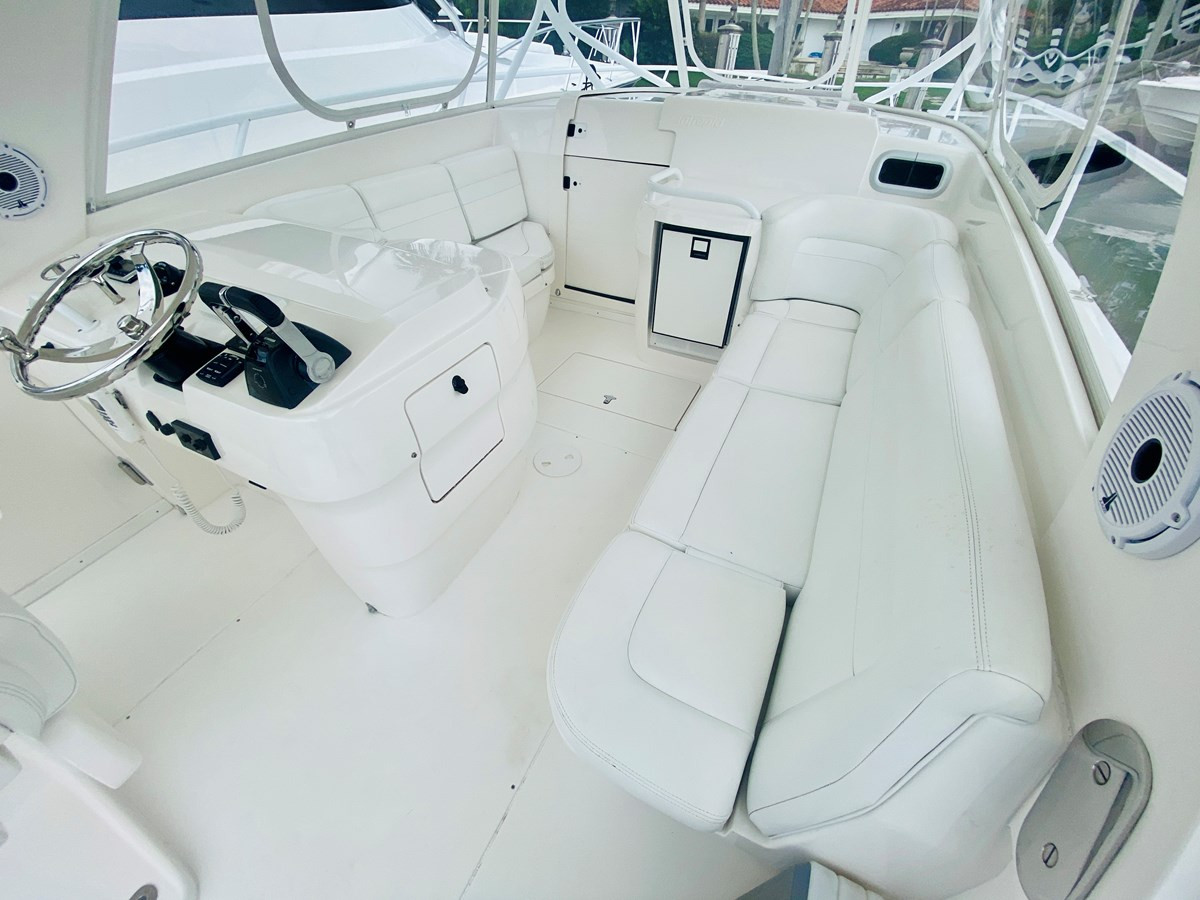 https://arconyachts.ams3.digitaloceanspaces.com/164160/conversions/large_3552978-optimize.jpg