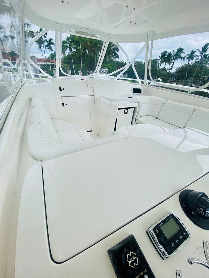https://arconyachts.ams3.digitaloceanspaces.com/164166/conversions/large_3552980-optimize.jpg