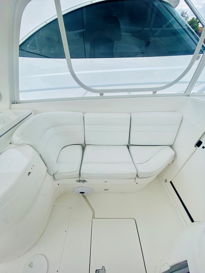 https://arconyachts.ams3.digitaloceanspaces.com/164169/conversions/large_3552981-optimize.jpg