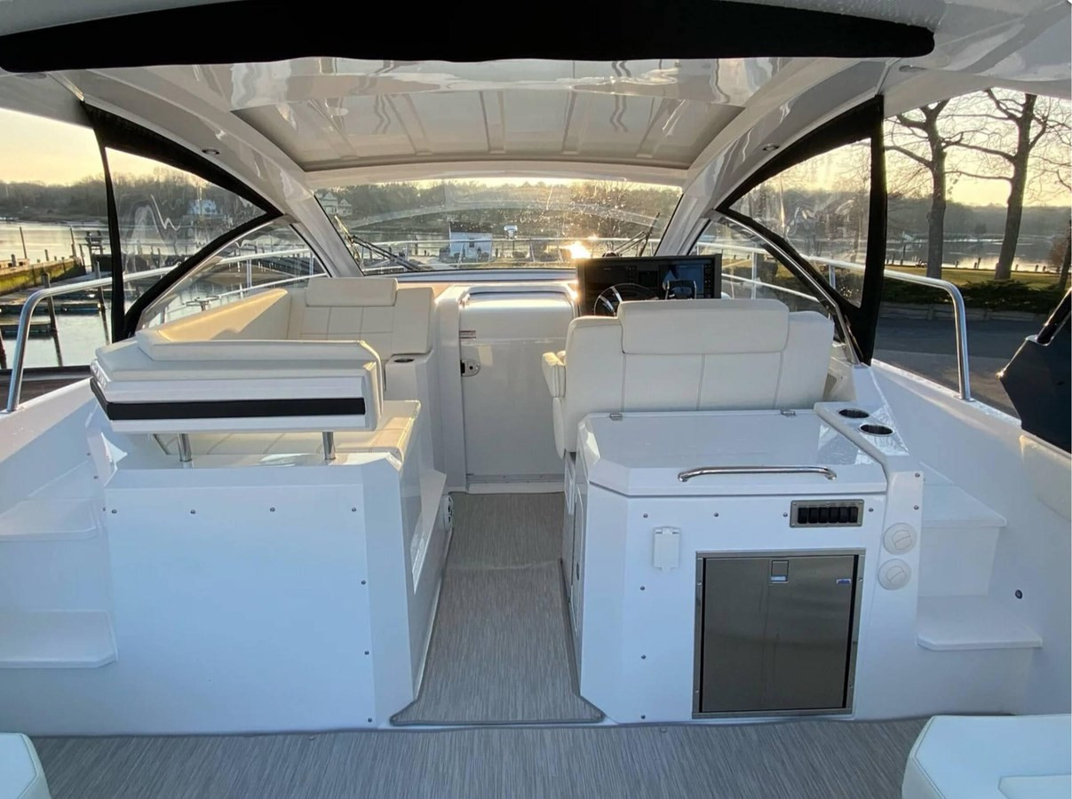 https://arconyachts.ams3.digitaloceanspaces.com/164228/conversions/large_3843724-optimize.jpg