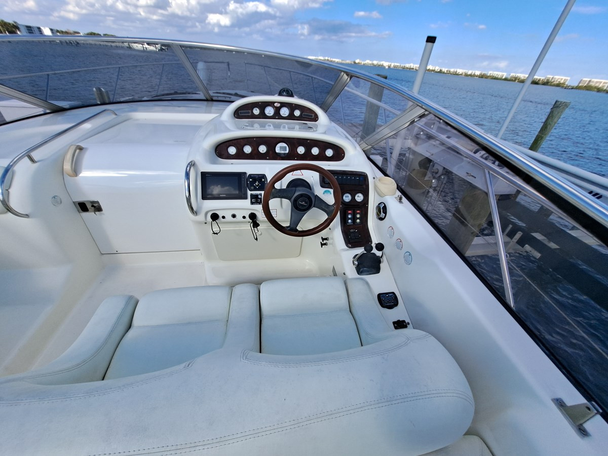 https://arconyachts.ams3.digitaloceanspaces.com/164322/conversions/large_4177124-optimize.jpg