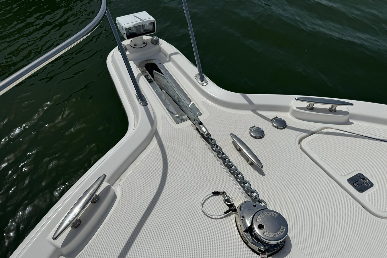 https://arconyachts.ams3.digitaloceanspaces.com/164385/conversions/large_4264788-optimize.jpg