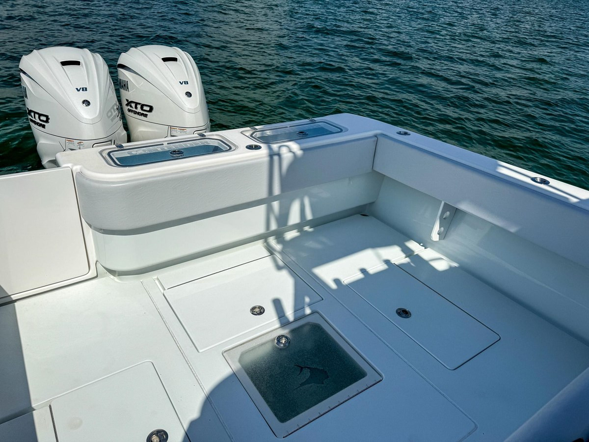 https://arconyachts.ams3.digitaloceanspaces.com/164392/conversions/large_4243211-optimize.jpg