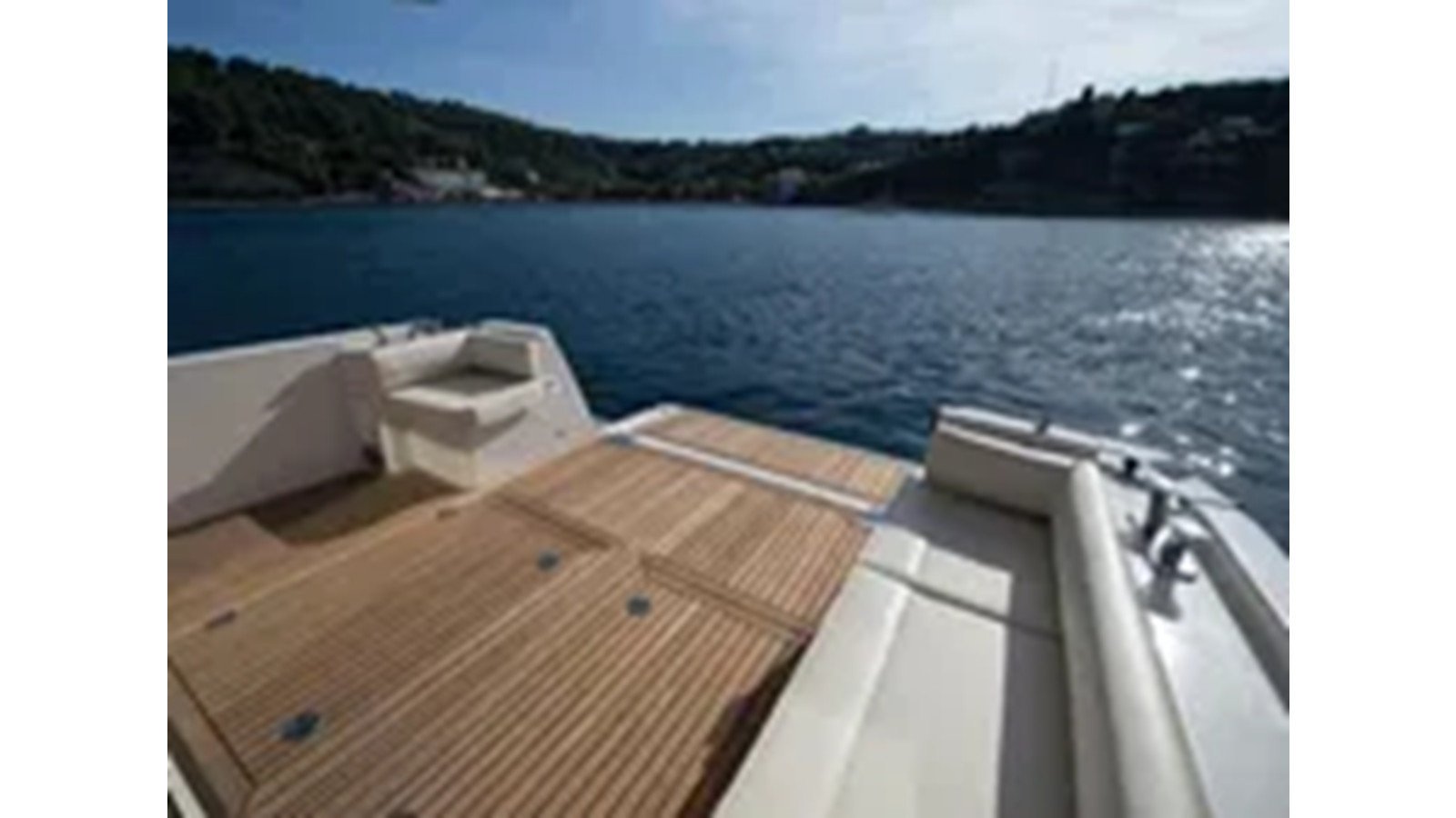 https://arconyachts.ams3.digitaloceanspaces.com/164466/conversions/large_4273944-optimize.jpg