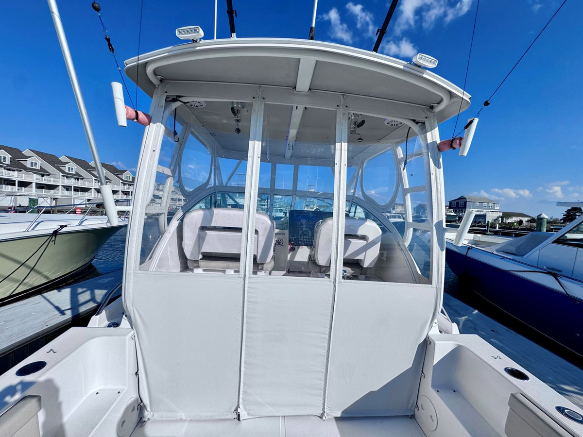 https://arconyachts.ams3.digitaloceanspaces.com/164800/conversions/large_4502808-optimize.jpg