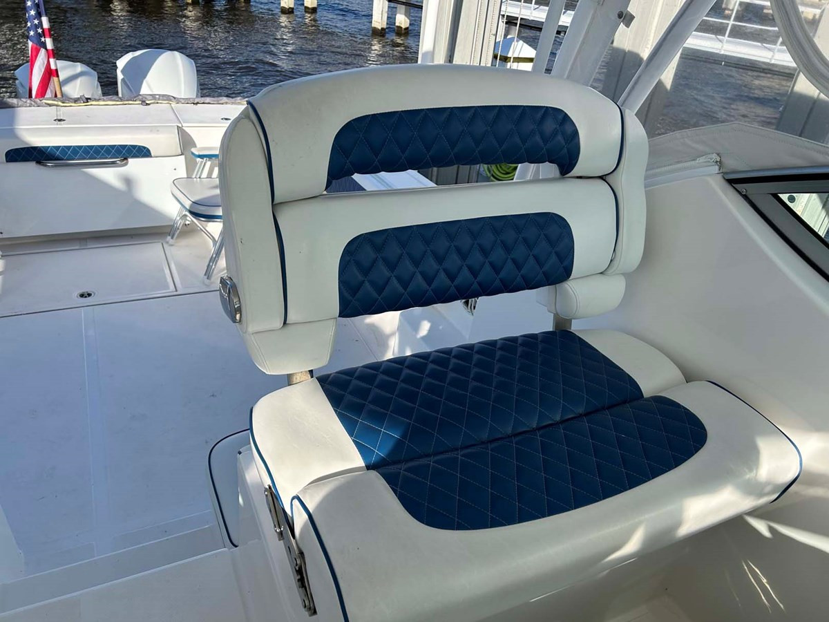 https://arconyachts.ams3.digitaloceanspaces.com/164897/conversions/large_4502992-optimize.jpg