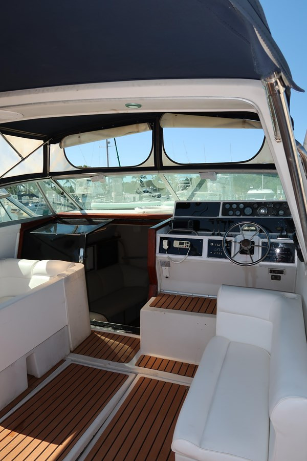 https://arconyachts.ams3.digitaloceanspaces.com/164898/conversions/large_4538658-optimize.jpg