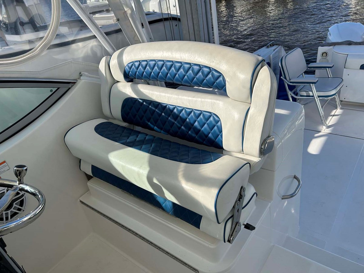 https://arconyachts.ams3.digitaloceanspaces.com/164899/conversions/large_4502993-optimize.jpg