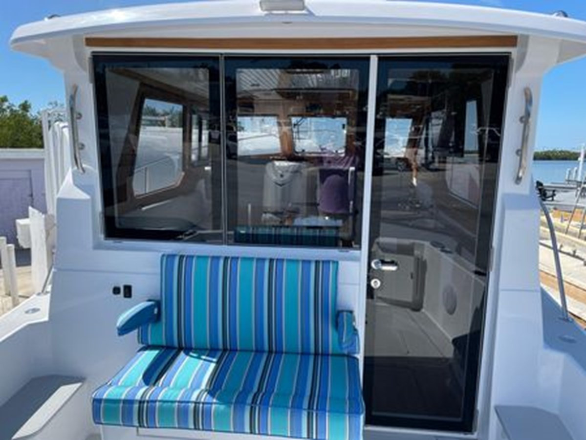 https://arconyachts.ams3.digitaloceanspaces.com/164916/conversions/large_4596747-optimize.jpg