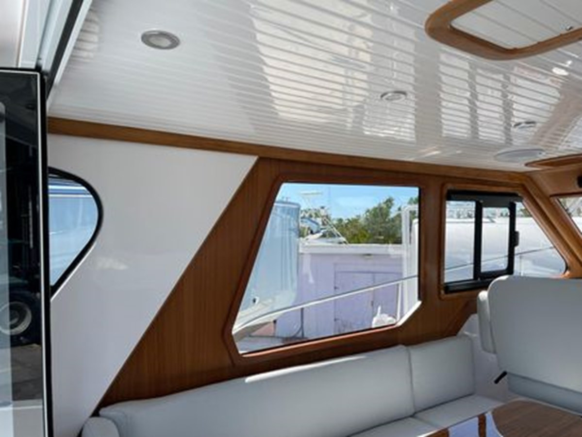 https://arconyachts.ams3.digitaloceanspaces.com/164936/conversions/large_4596755-optimize.jpg