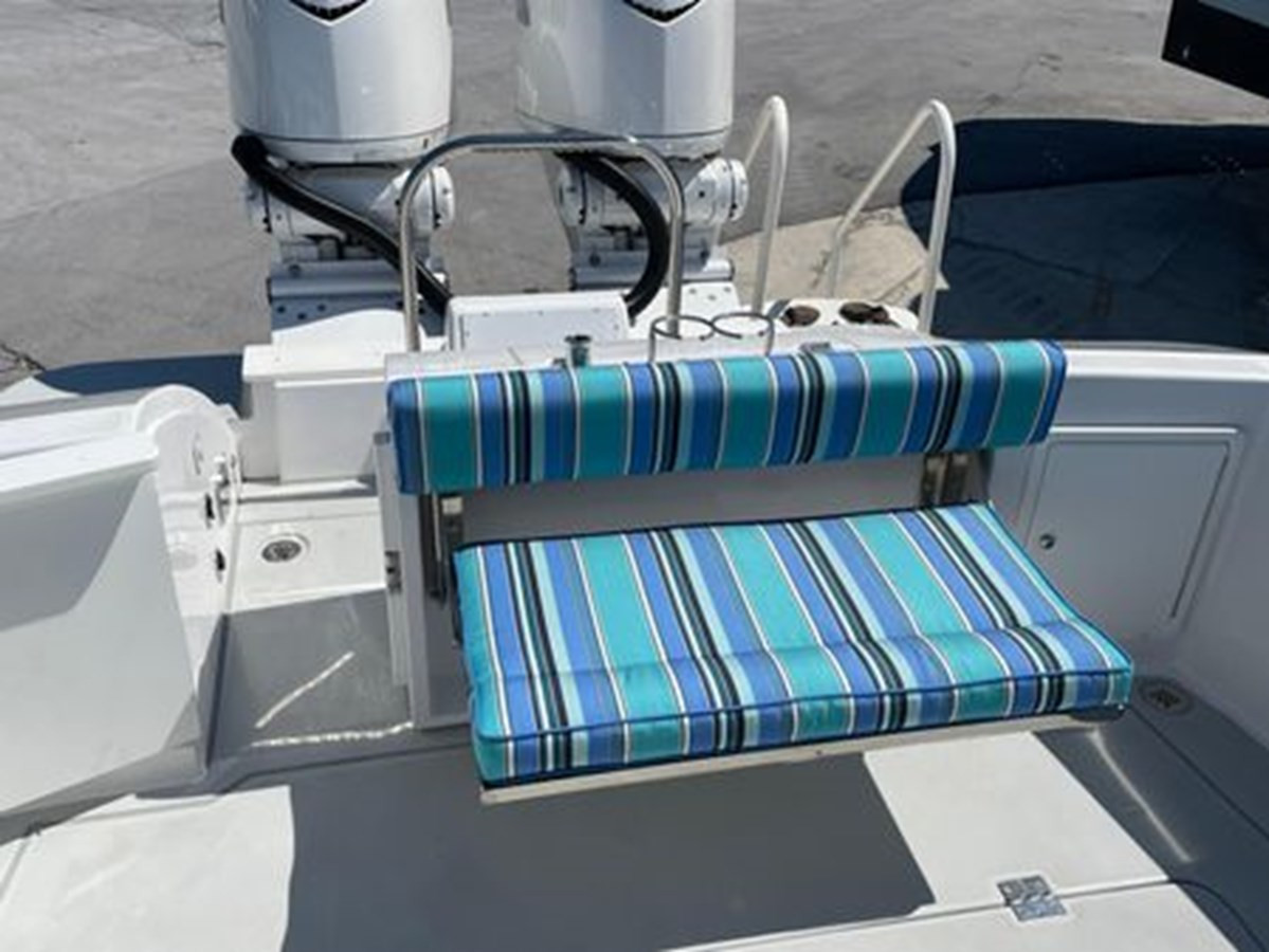 https://arconyachts.ams3.digitaloceanspaces.com/164951/conversions/large_4596760-optimize.jpg