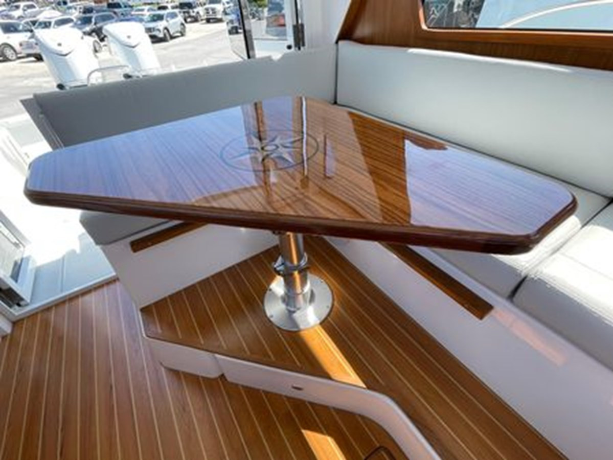 https://arconyachts.ams3.digitaloceanspaces.com/164958/conversions/large_4596763-optimize.jpg