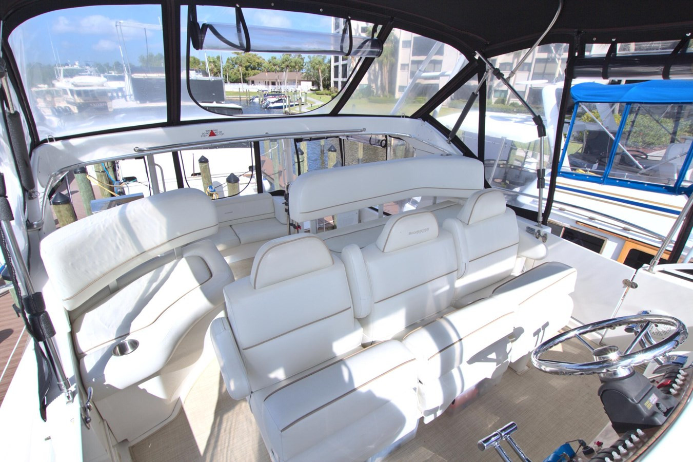 https://arconyachts.ams3.digitaloceanspaces.com/165007/conversions/large_4622436-optimize.jpg