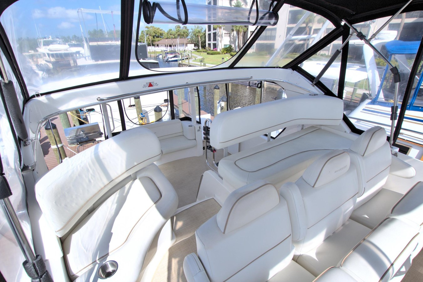 https://arconyachts.ams3.digitaloceanspaces.com/165040/conversions/large_4622453-optimize.jpg