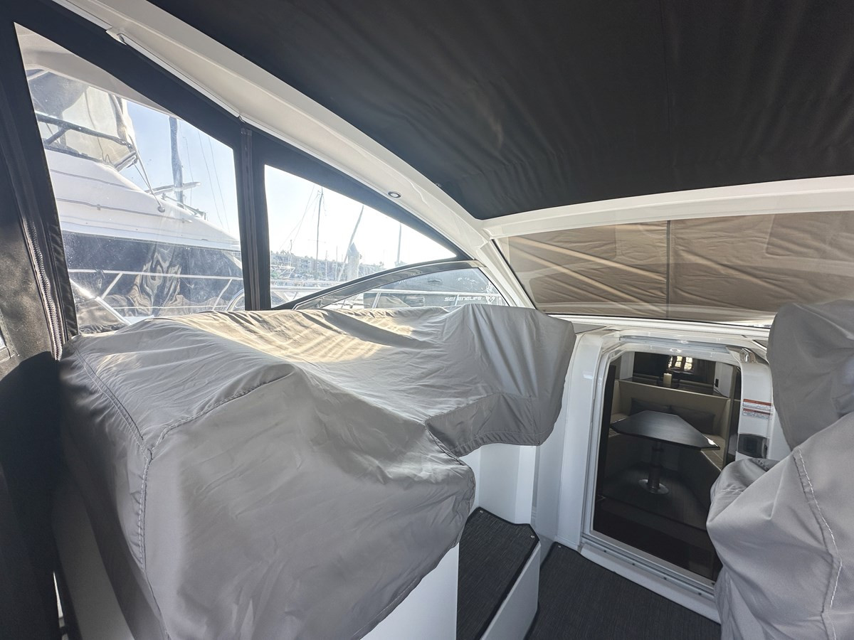 https://arconyachts.ams3.digitaloceanspaces.com/165111/conversions/large_4683137-optimize.jpg