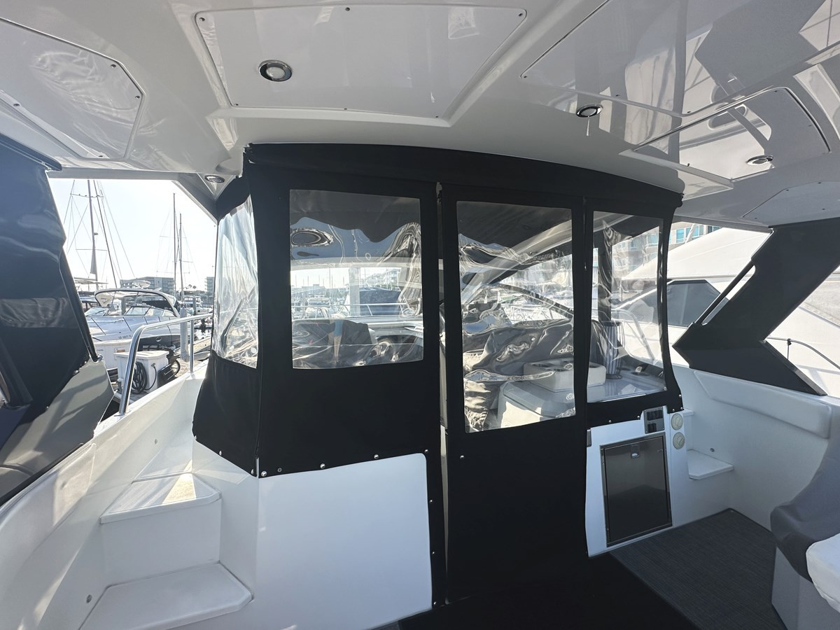 https://arconyachts.ams3.digitaloceanspaces.com/165175/conversions/large_4683162-optimize.jpg