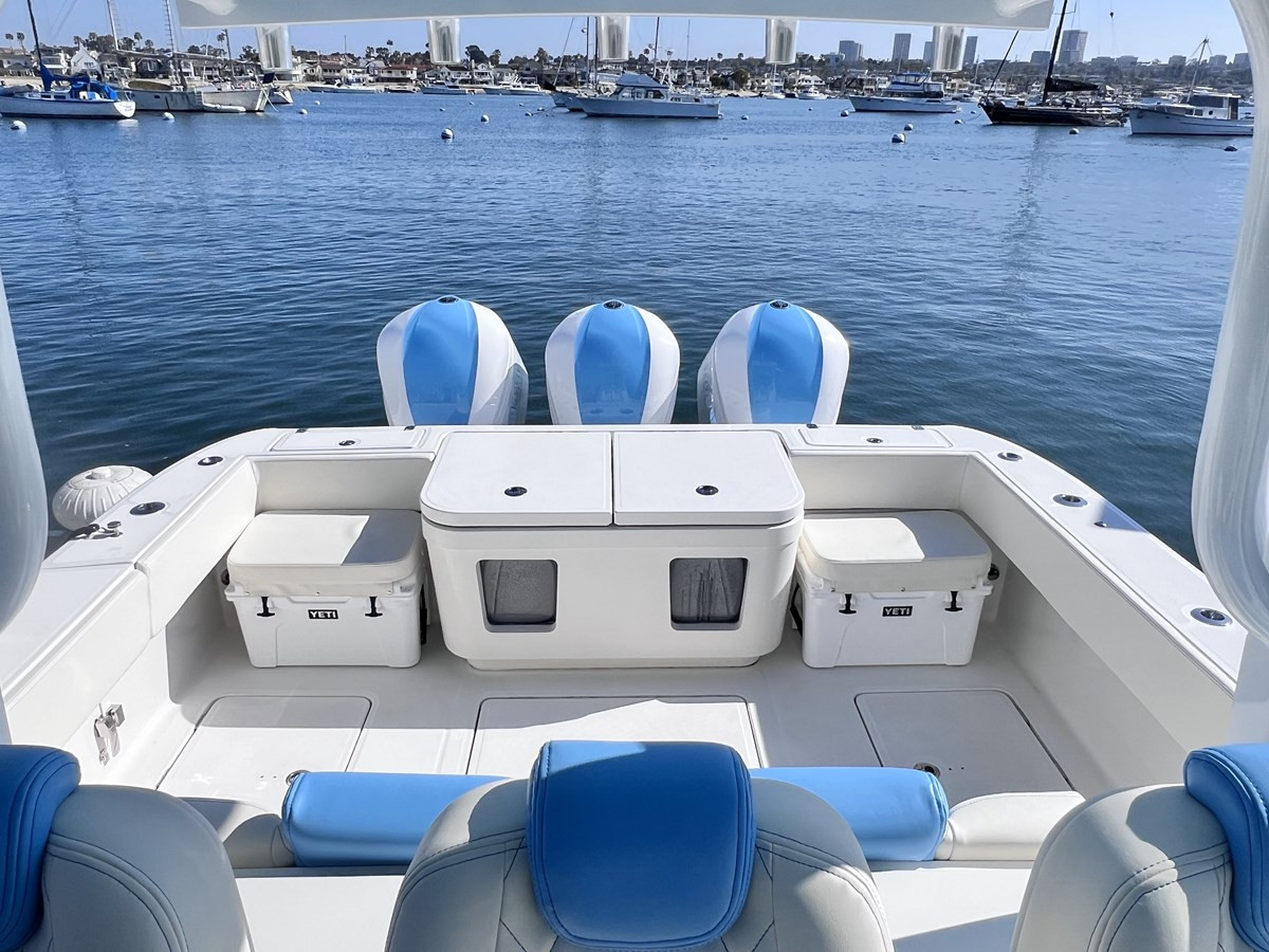 https://arconyachts.ams3.digitaloceanspaces.com/165196/conversions/large_4677251-optimize.jpg