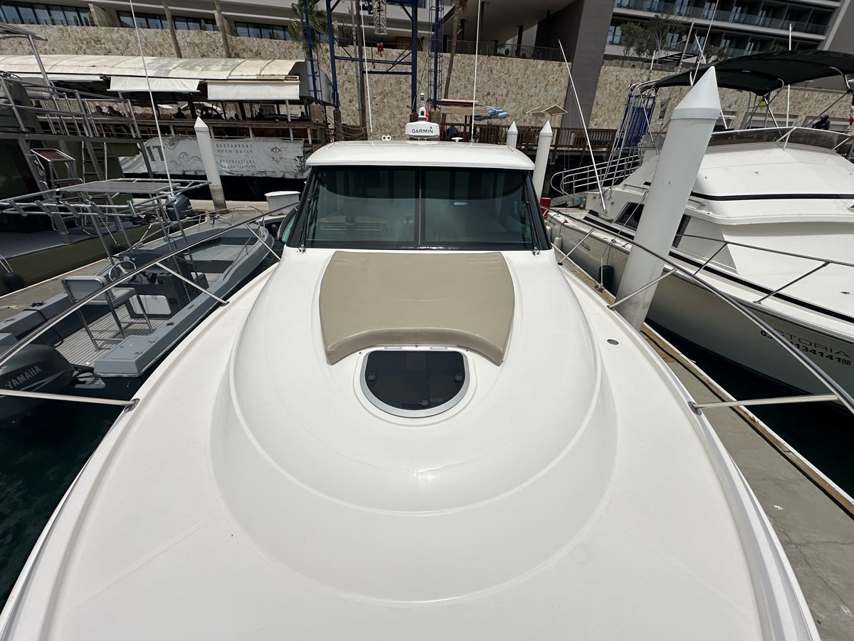 https://arconyachts.ams3.digitaloceanspaces.com/165249/conversions/large_4709888-optimize.jpg