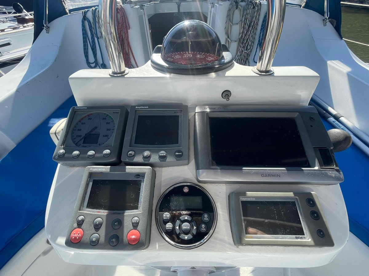 https://arconyachts.ams3.digitaloceanspaces.com/165252/conversions/large_4797167-optimize.jpg