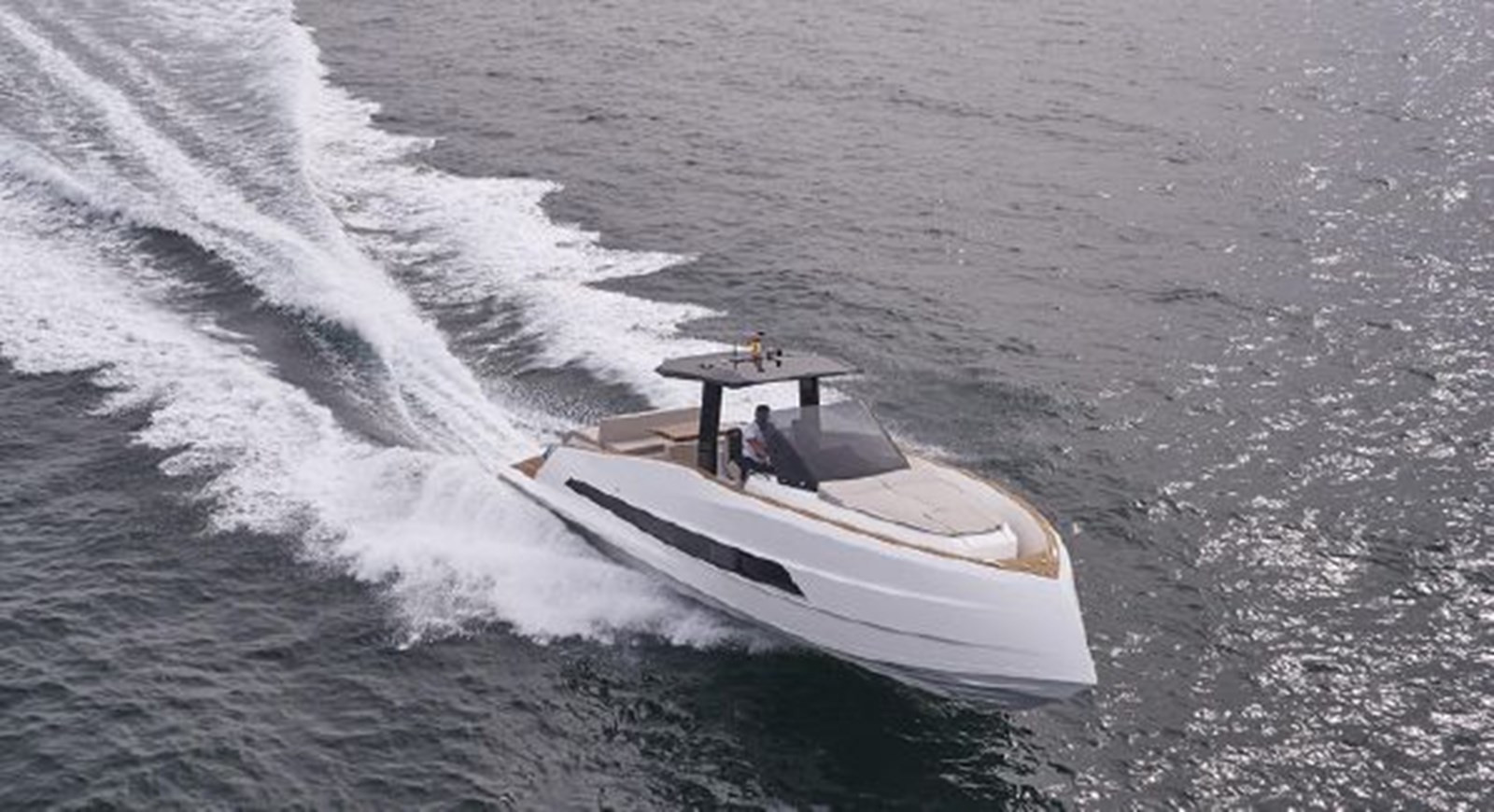 2021 ASTONDOA 377 COUPE