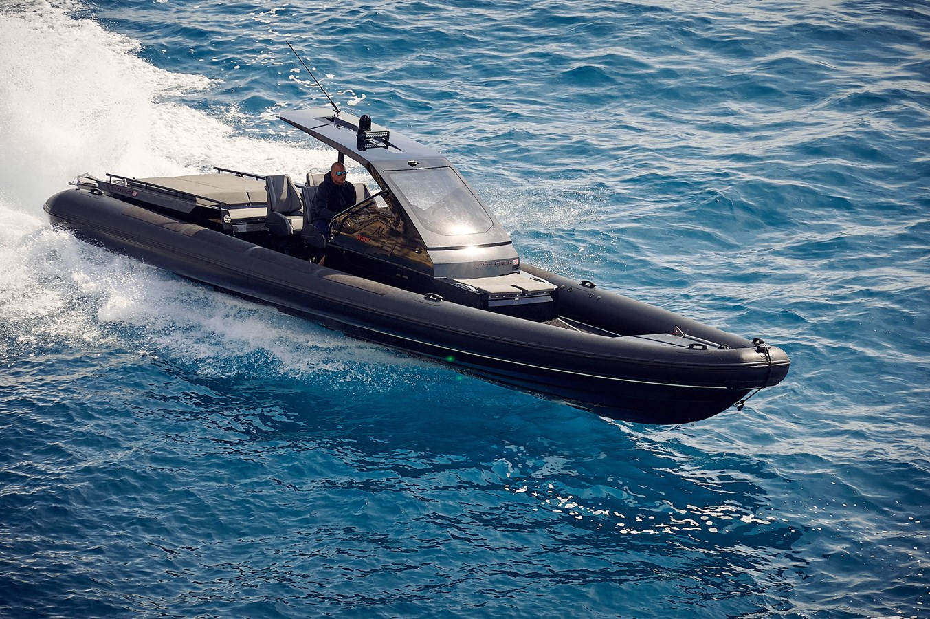 https://arconyachts.ams3.digitaloceanspaces.com/165321/conversions/large_3625018-optimize.jpg