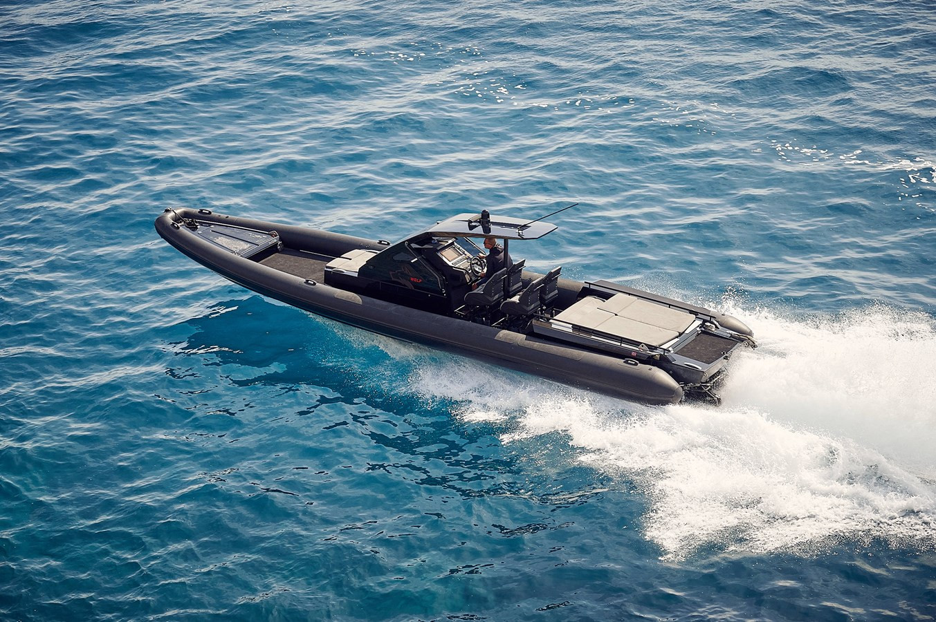 https://arconyachts.ams3.digitaloceanspaces.com/165333/conversions/large_3625022-optimize.jpg