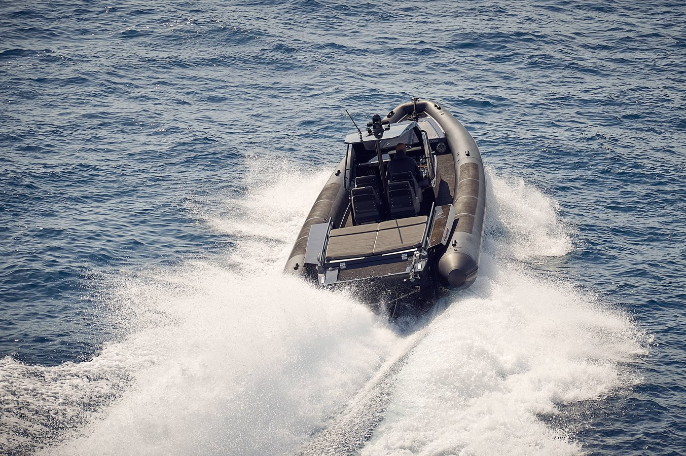 https://arconyachts.ams3.digitaloceanspaces.com/165341/conversions/large_3625025-optimize.jpg