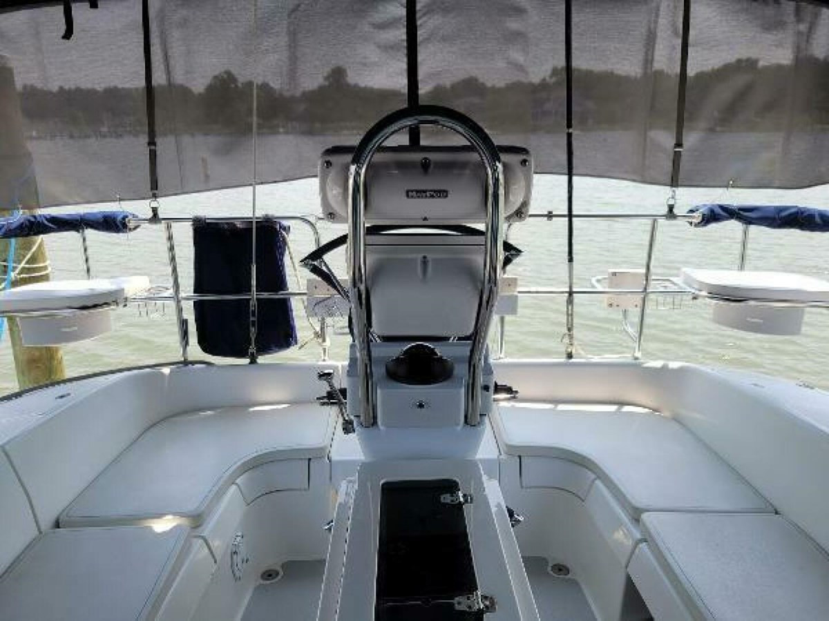 https://arconyachts.ams3.digitaloceanspaces.com/165519/conversions/large_4611483-optimize.jpg