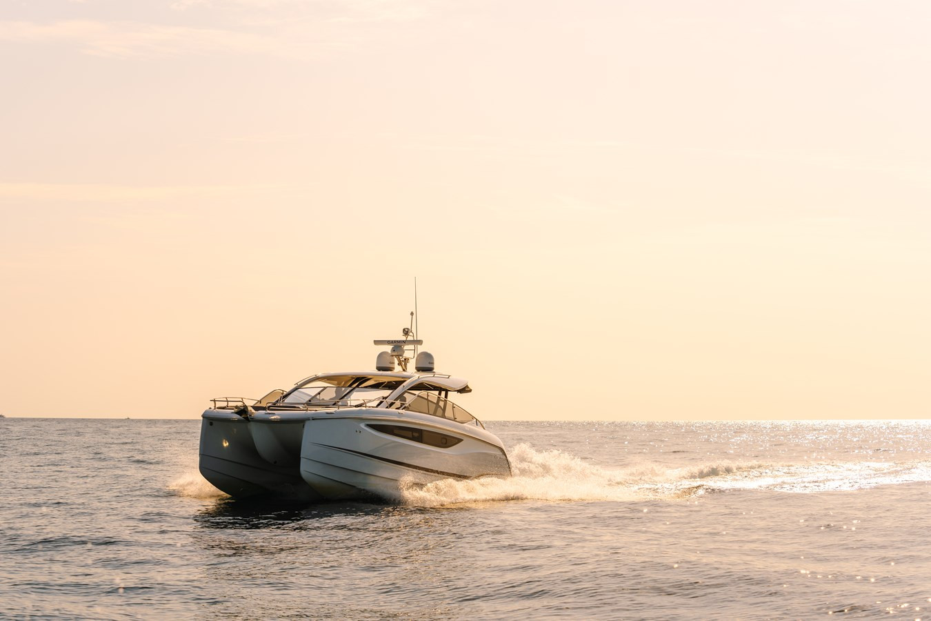 https://arconyachts.ams3.digitaloceanspaces.com/165634/conversions/large_4680434-optimize.jpg
