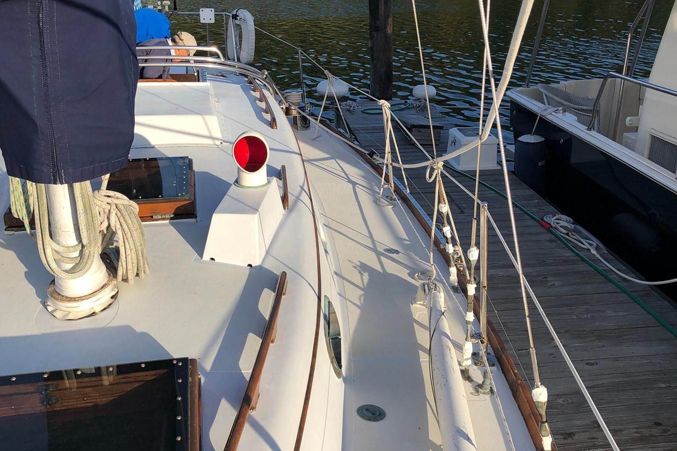 https://arconyachts.ams3.digitaloceanspaces.com/165776/conversions/large_4533591-optimize.jpg