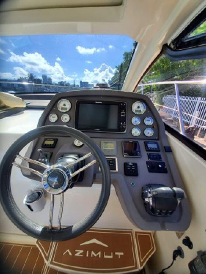 https://arconyachts.ams3.digitaloceanspaces.com/165945/conversions/large_3089220-optimize.jpg