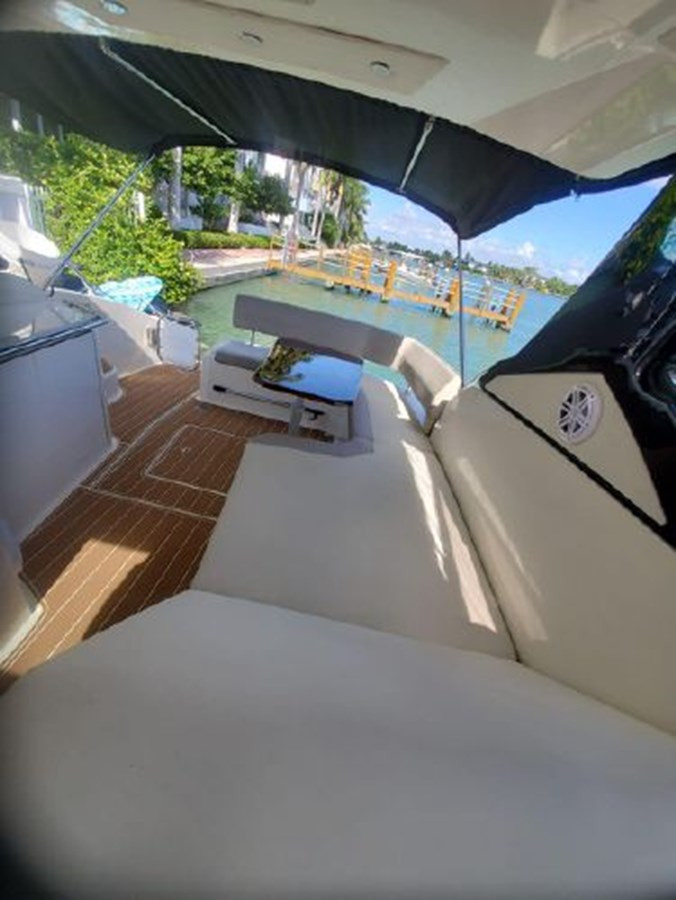 https://arconyachts.ams3.digitaloceanspaces.com/166029/conversions/large_3089250-optimize.jpg