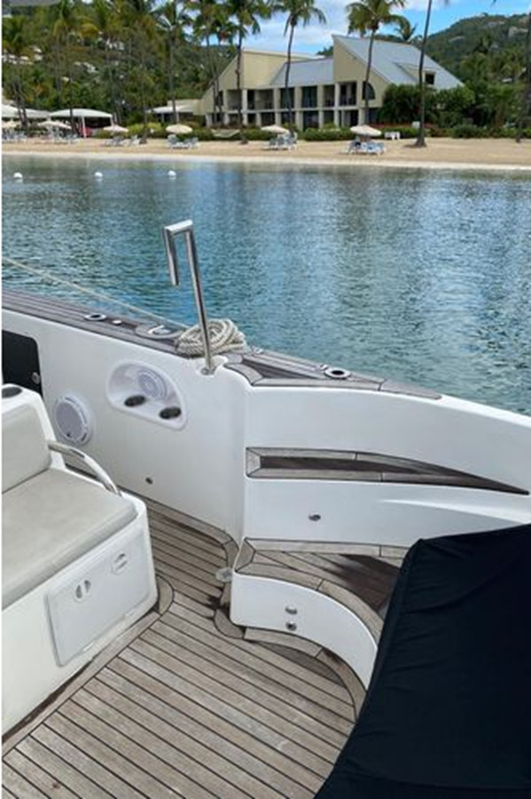 https://arconyachts.ams3.digitaloceanspaces.com/166110/conversions/large_3976150-optimize.jpg