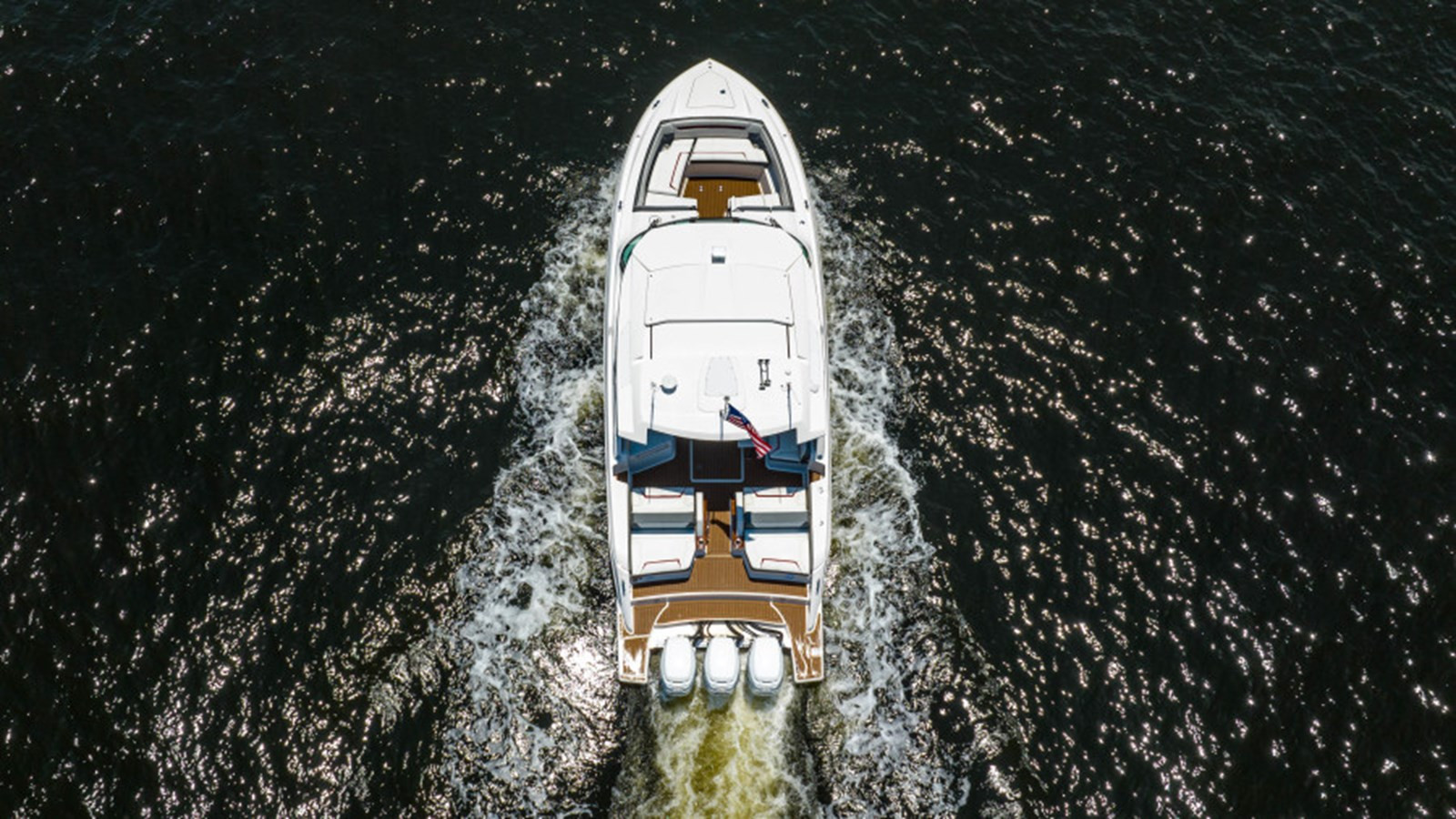 https://arconyachts.ams3.digitaloceanspaces.com/166376/conversions/large_3551309-optimize.jpg