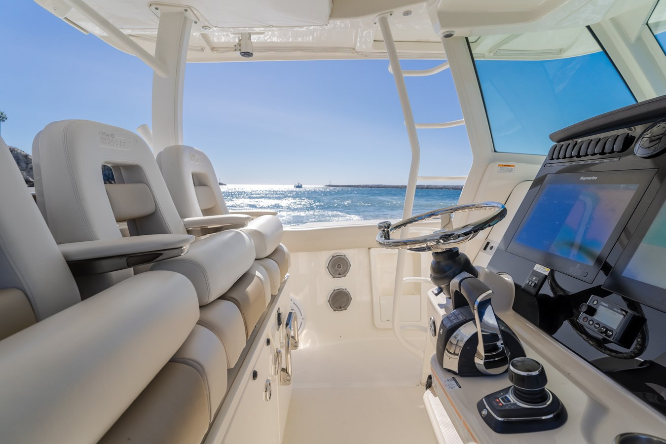 https://arconyachts.ams3.digitaloceanspaces.com/166503/conversions/large_3717326-optimize.jpg