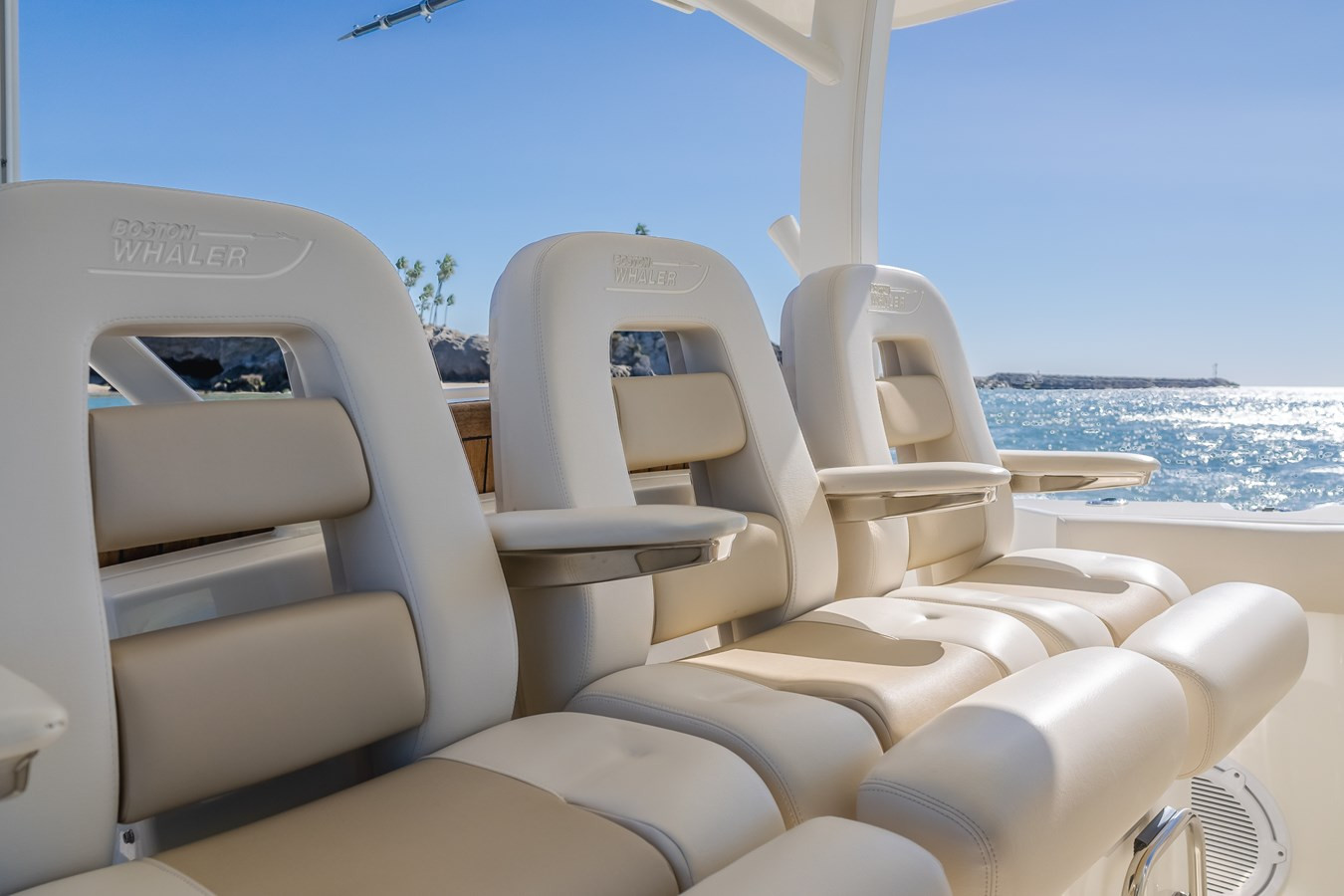 https://arconyachts.ams3.digitaloceanspaces.com/166506/conversions/large_3717332-optimize.jpg