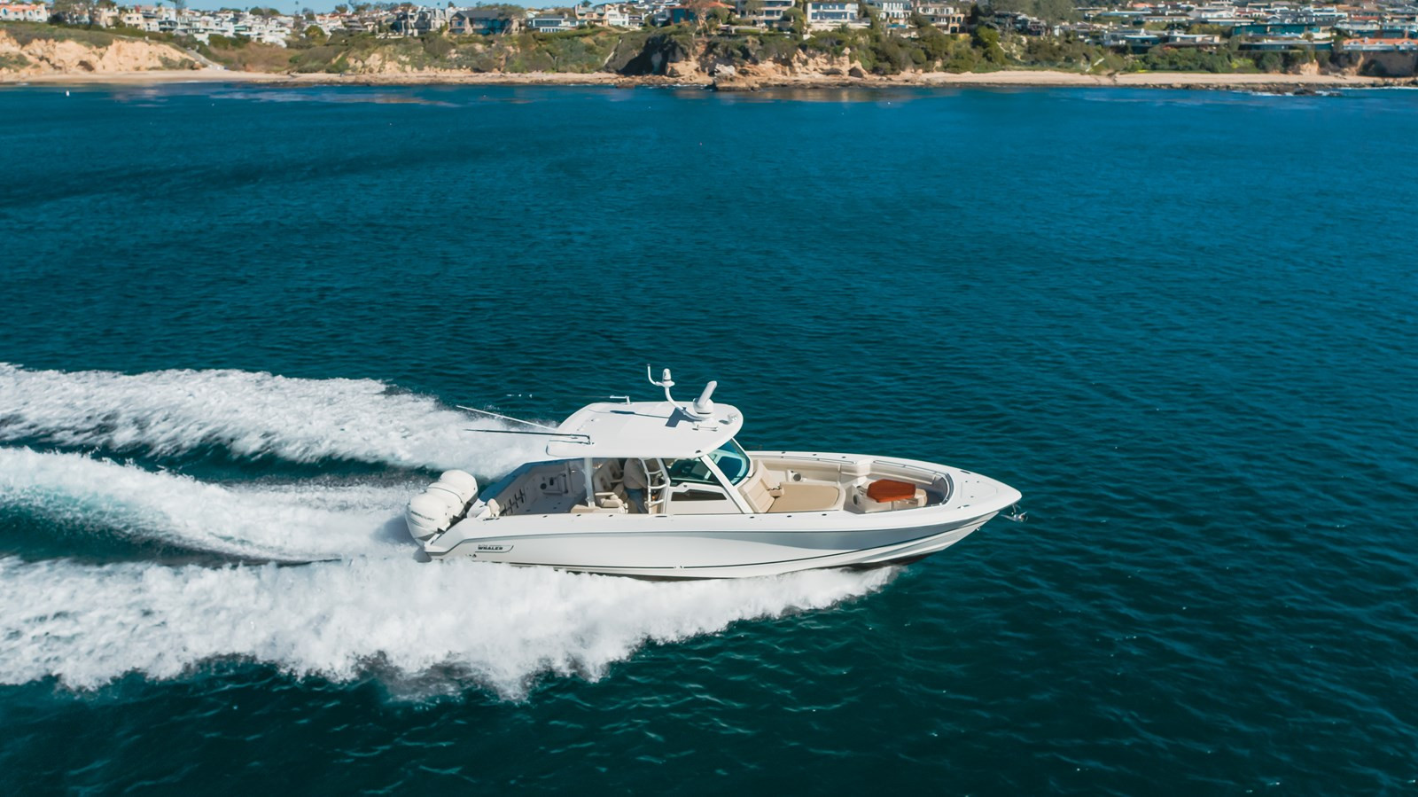 https://arconyachts.ams3.digitaloceanspaces.com/166636/conversions/large_3717282-optimize.jpg