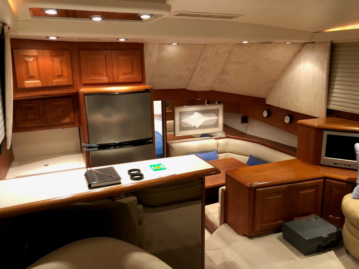 https://arconyachts.ams3.digitaloceanspaces.com/166886/conversions/large_3955399-optimize.jpg