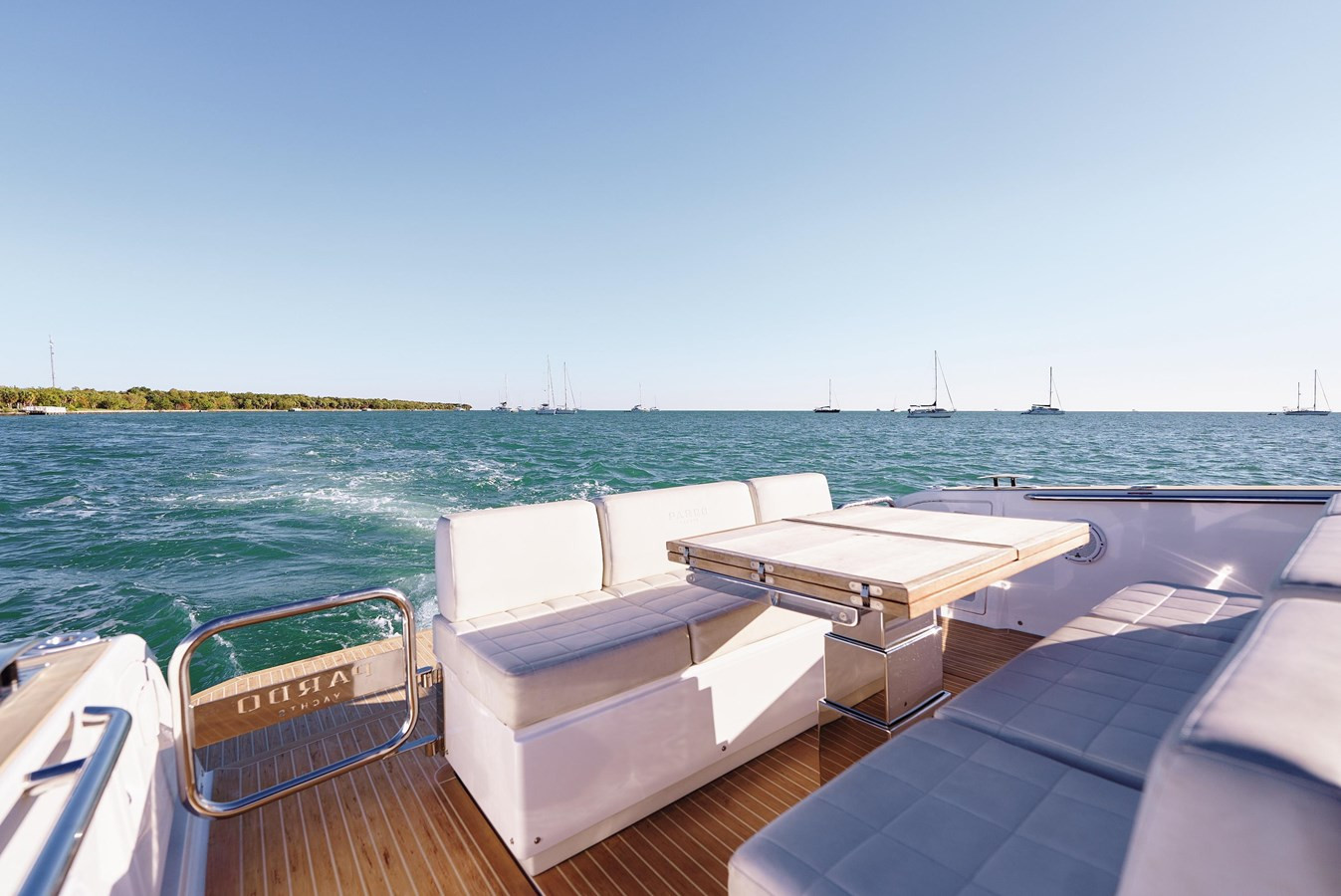 https://arconyachts.ams3.digitaloceanspaces.com/167174/conversions/large_4244596-optimize.jpg