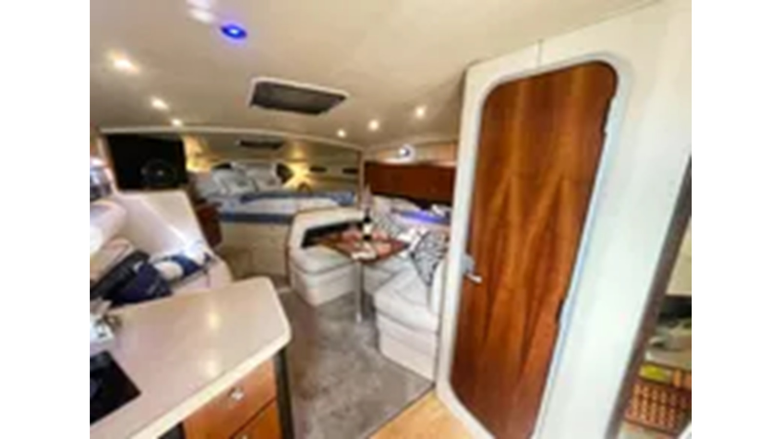 https://arconyachts.ams3.digitaloceanspaces.com/167245/conversions/large_4301787-optimize.jpg