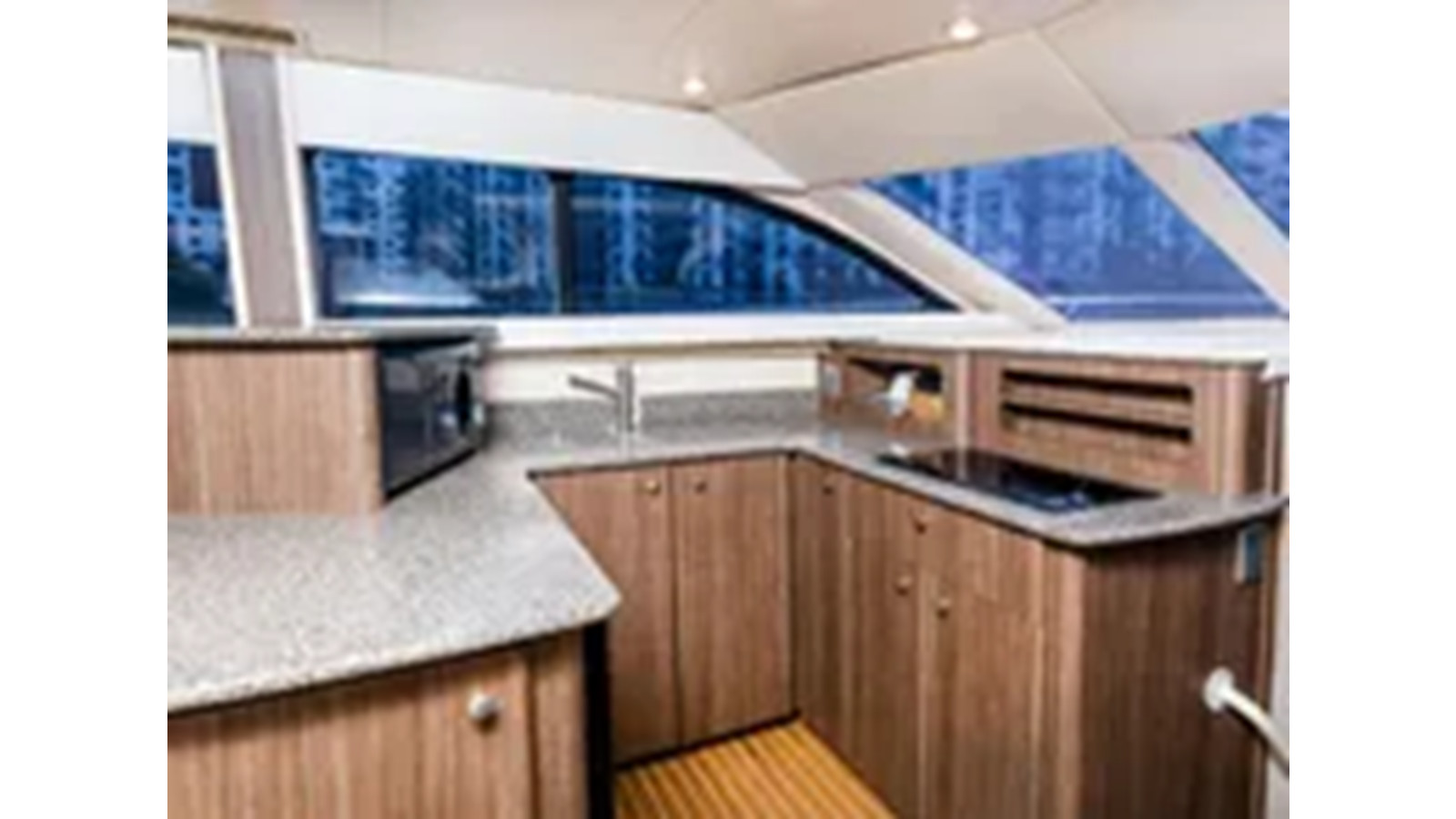 https://arconyachts.ams3.digitaloceanspaces.com/167262/conversions/large_4292098-optimize.jpg