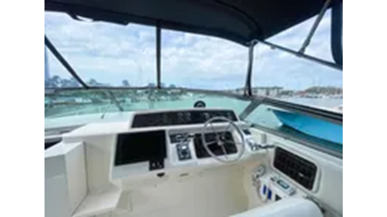 https://arconyachts.ams3.digitaloceanspaces.com/167270/conversions/large_4301795-optimize.jpg