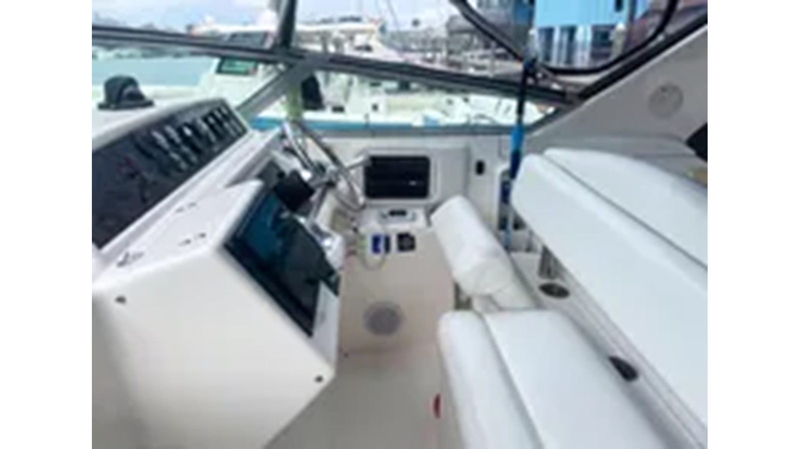 https://arconyachts.ams3.digitaloceanspaces.com/167273/conversions/large_4301796-optimize.jpg
