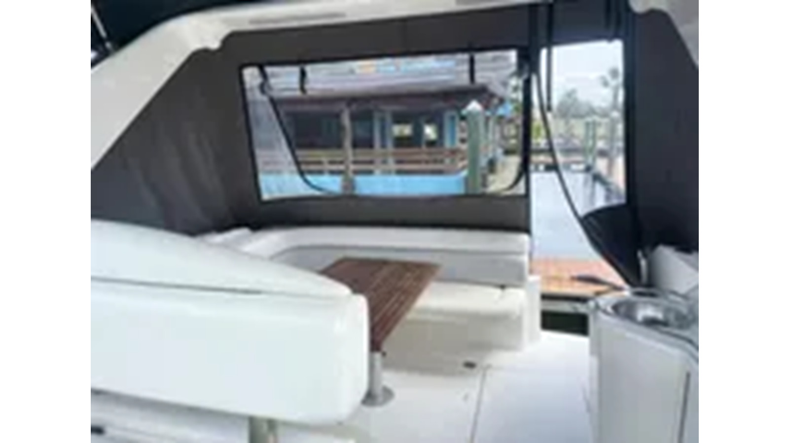 https://arconyachts.ams3.digitaloceanspaces.com/167276/conversions/large_4301797-optimize.jpg