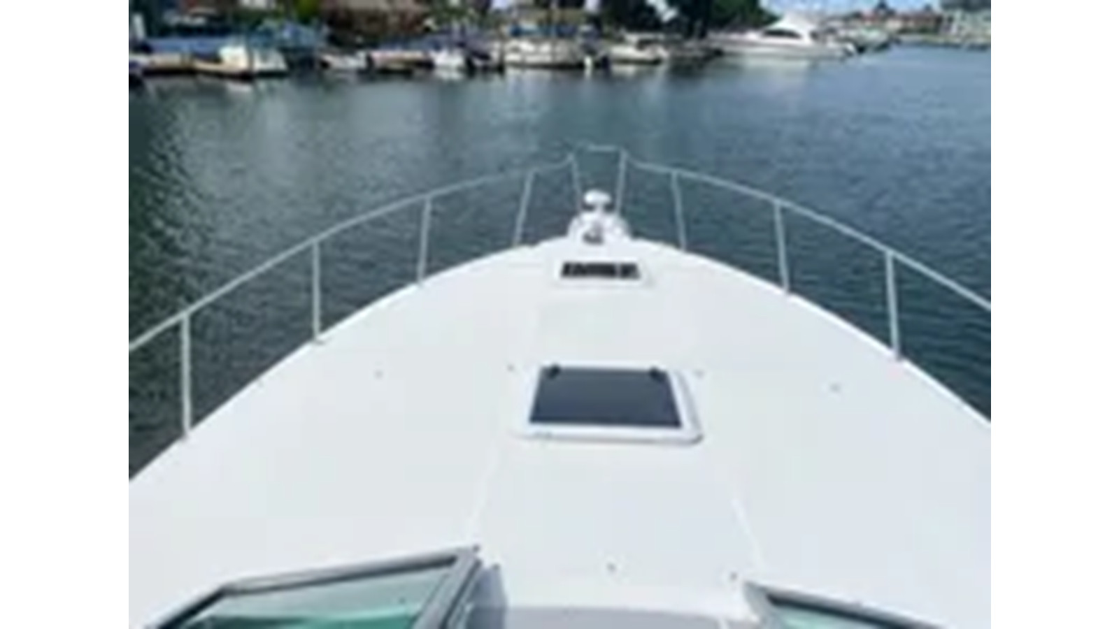 https://arconyachts.ams3.digitaloceanspaces.com/167296/conversions/large_4301803-optimize.jpg