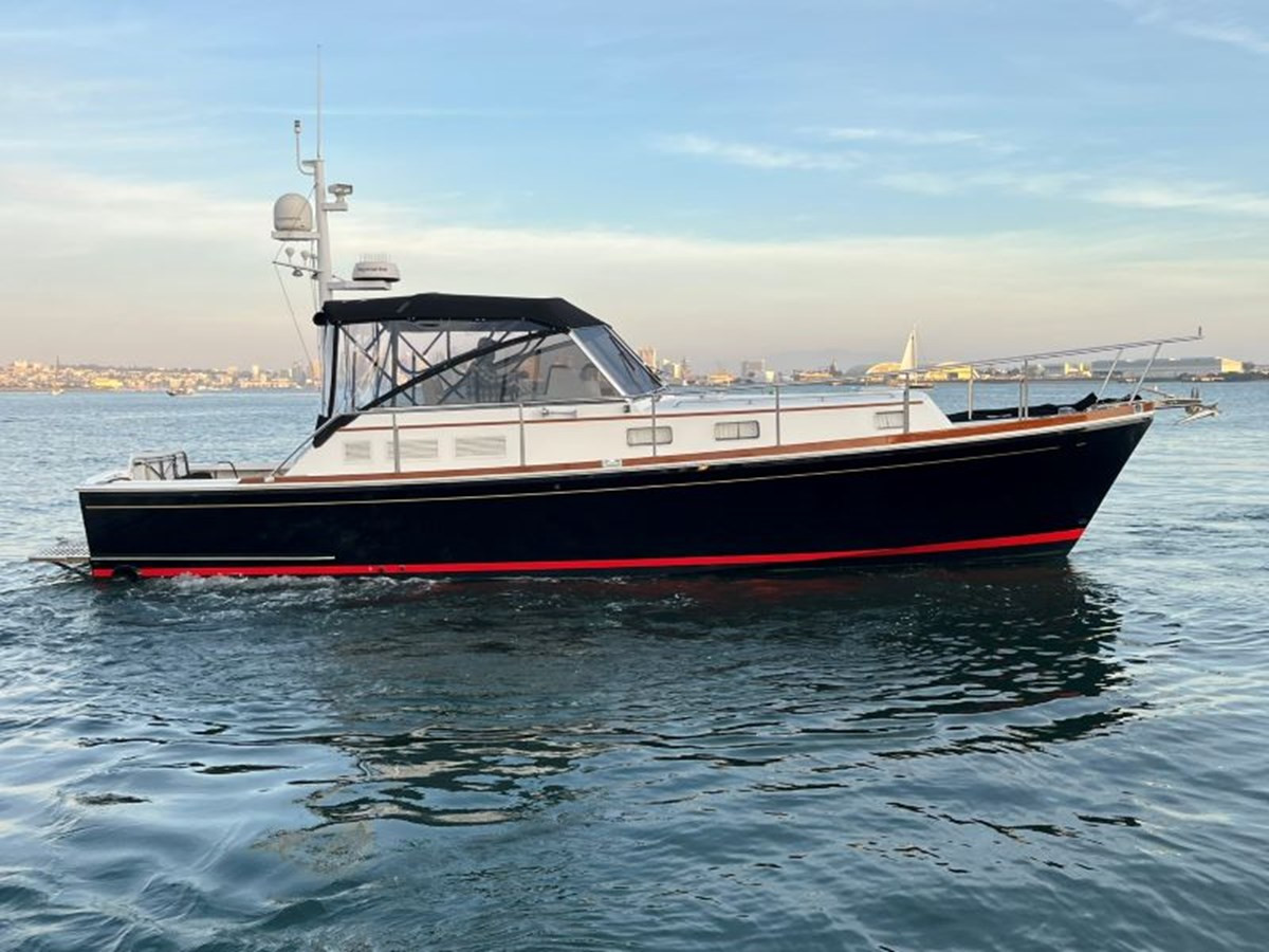 https://arconyachts.ams3.digitaloceanspaces.com/167303/conversions/large_4508602-optimize.jpg
