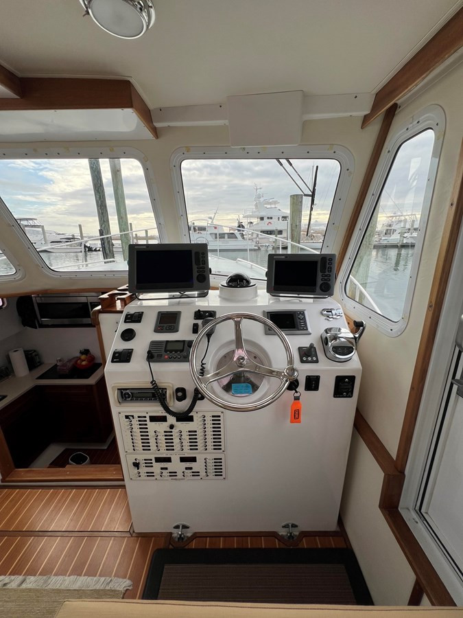 https://arconyachts.ams3.digitaloceanspaces.com/167396/conversions/large_4535034-optimize.jpg