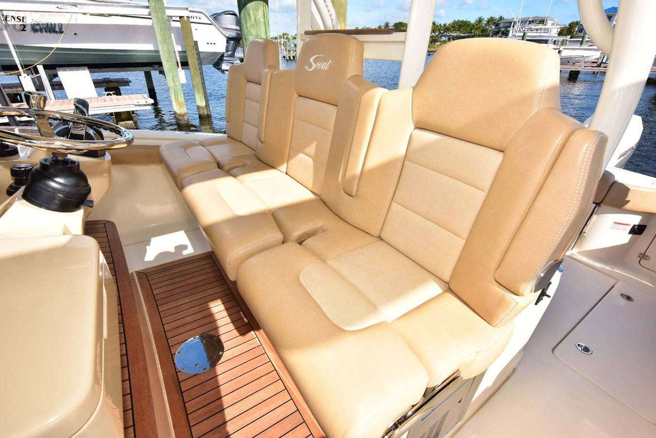 https://arconyachts.ams3.digitaloceanspaces.com/167425/conversions/large_4502847-optimize.jpg