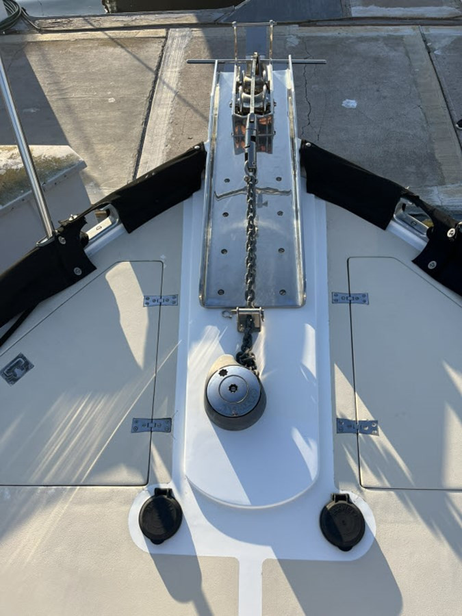 https://arconyachts.ams3.digitaloceanspaces.com/167454/conversions/large_4497081-optimize.jpg